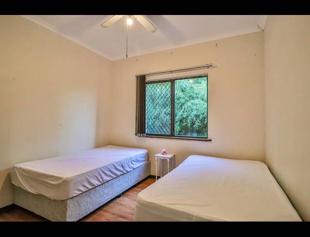 4 BEDROOM HOUSE FOR SALE IN WESTRIDGE